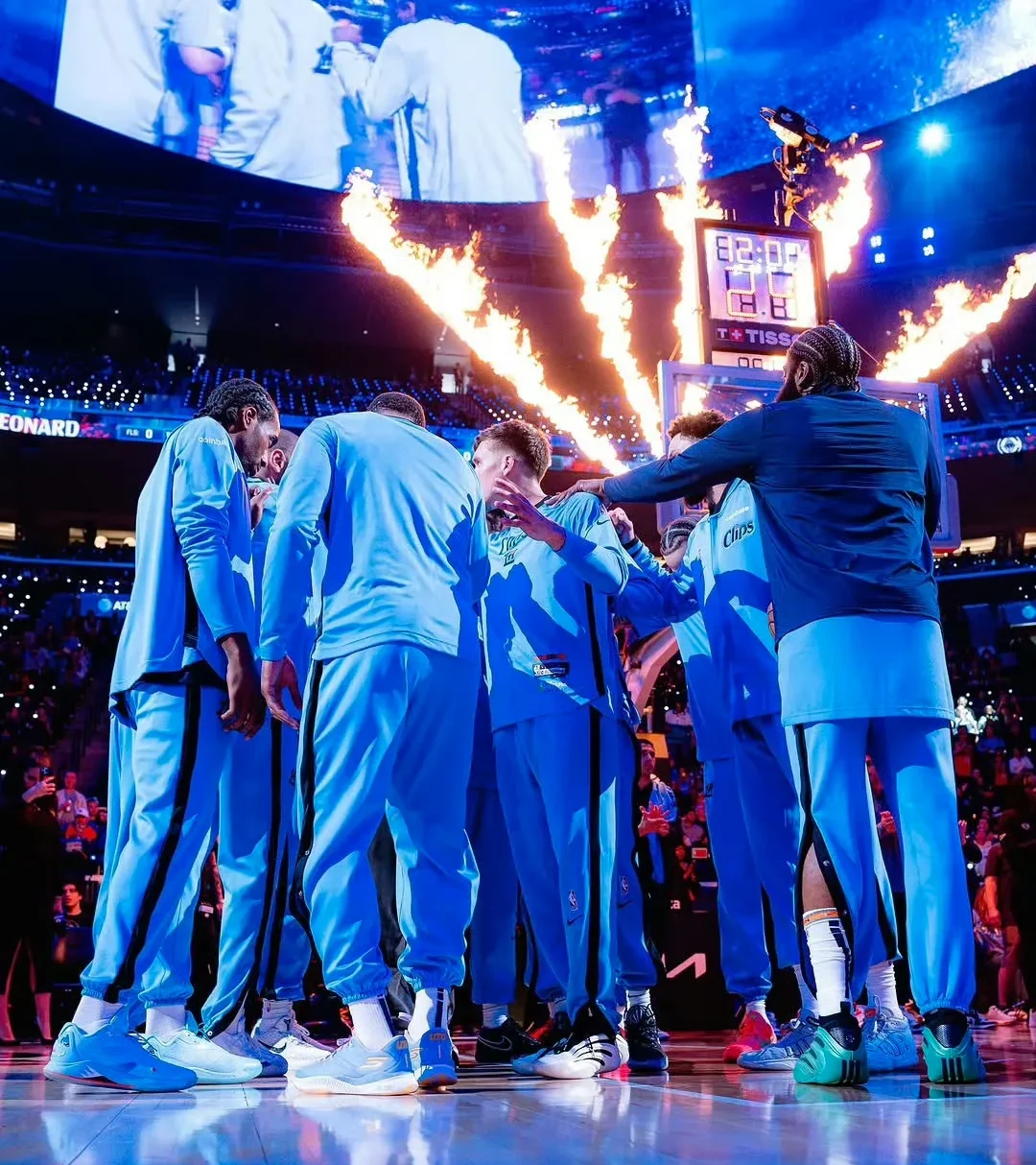  集结日体能课后，洛杉矶快船手感冰凉备战意甲，悬念犹存，阵容厚度经受考验