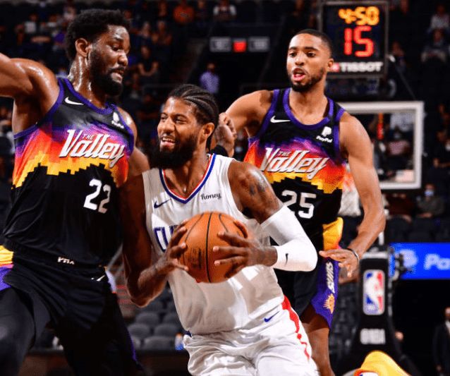 今夜荷甲焦点战，菲尼克斯太阳主帅复盘，震撼外界，球队文化再被提及(秦放的血为什么能复活司藤)