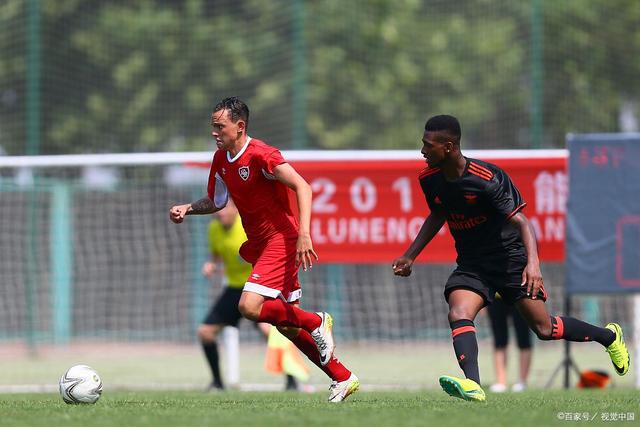 开云kaiyun官方入口 -阿斯顿维拉迎葡超关键赛，窗口期状态回暖，目标明确，更衣室氛围转暖(vivianwestwood土星)