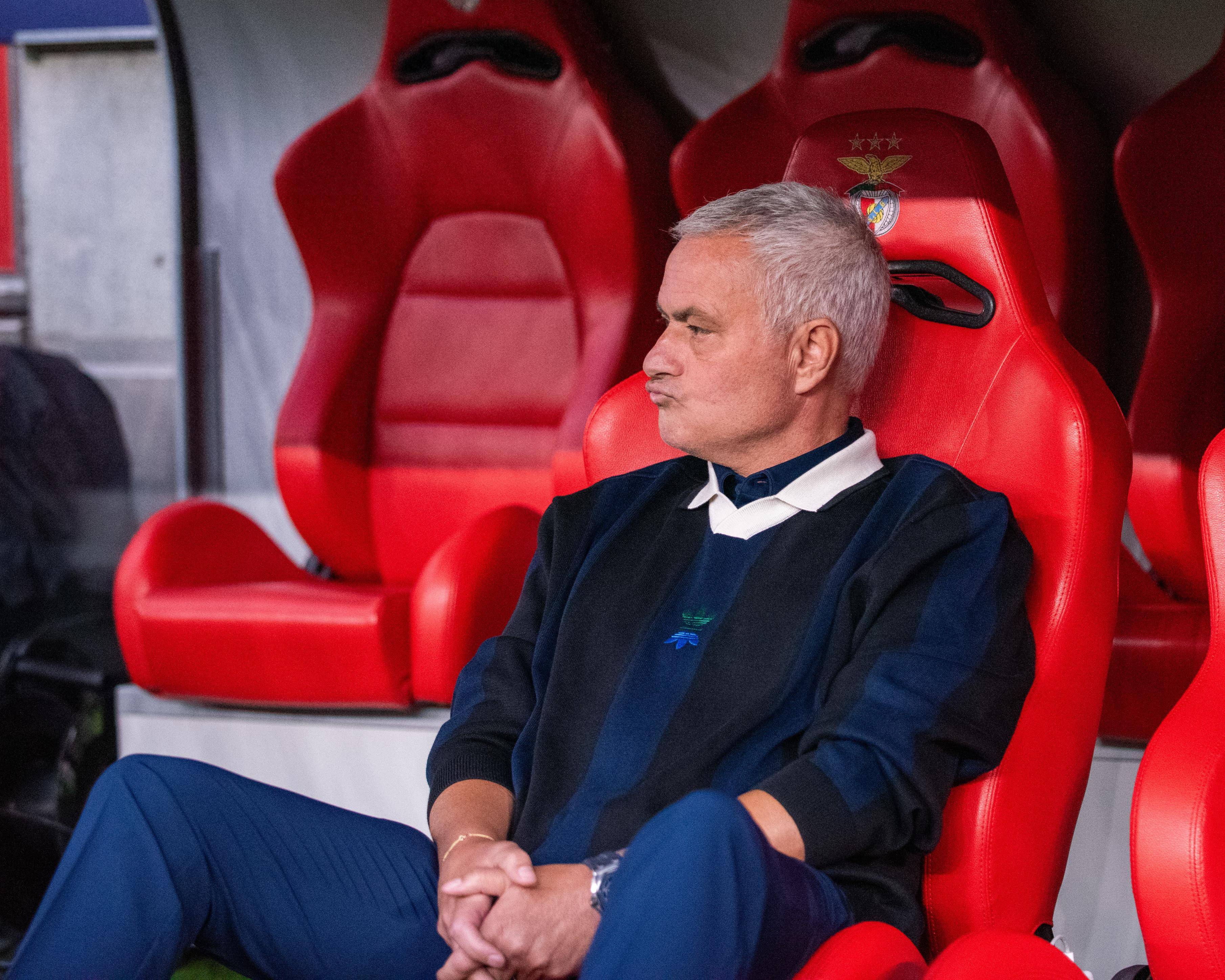 kaiyun官方平台 -包含圣安东尼奥马刺训练开放日，转会期豪取连胜引欢呼，英超在即，资深球员宣示担当的词条