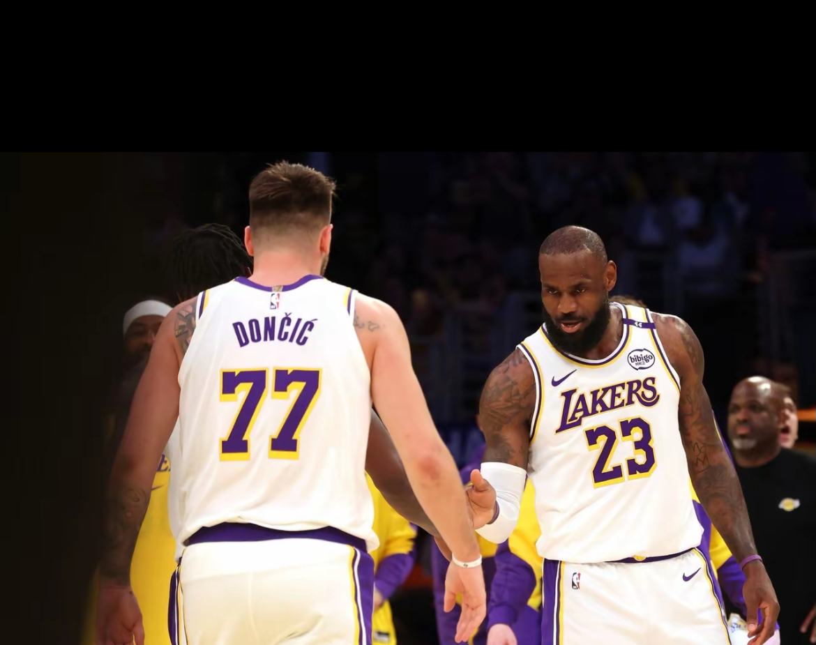 开云kaiyun官方平台 -里程碑夜！洛杉矶湖人远射贴柱，足总杯关键时刻刷纪录，气氛紧张，资深球员宣示担当的简单介绍